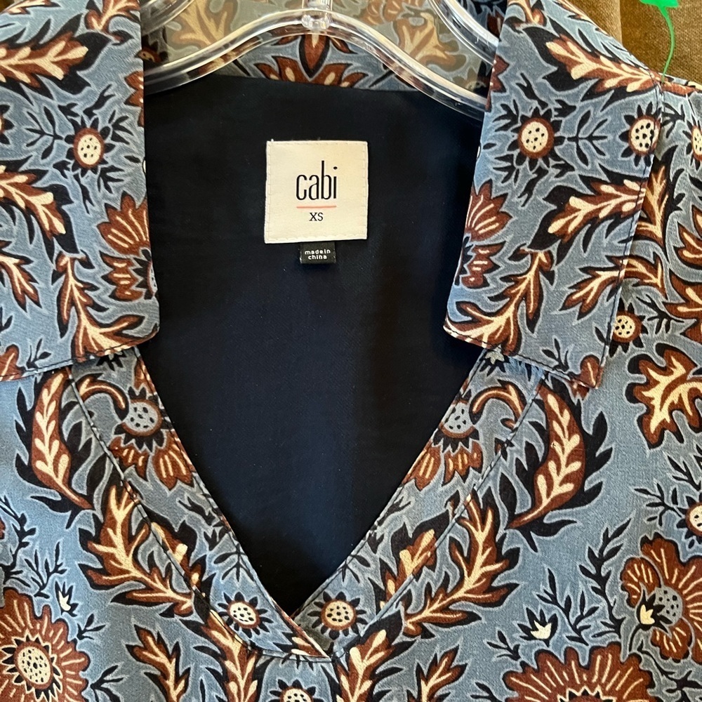 𝅺Like new CAbi dress - Picture 2 of 5